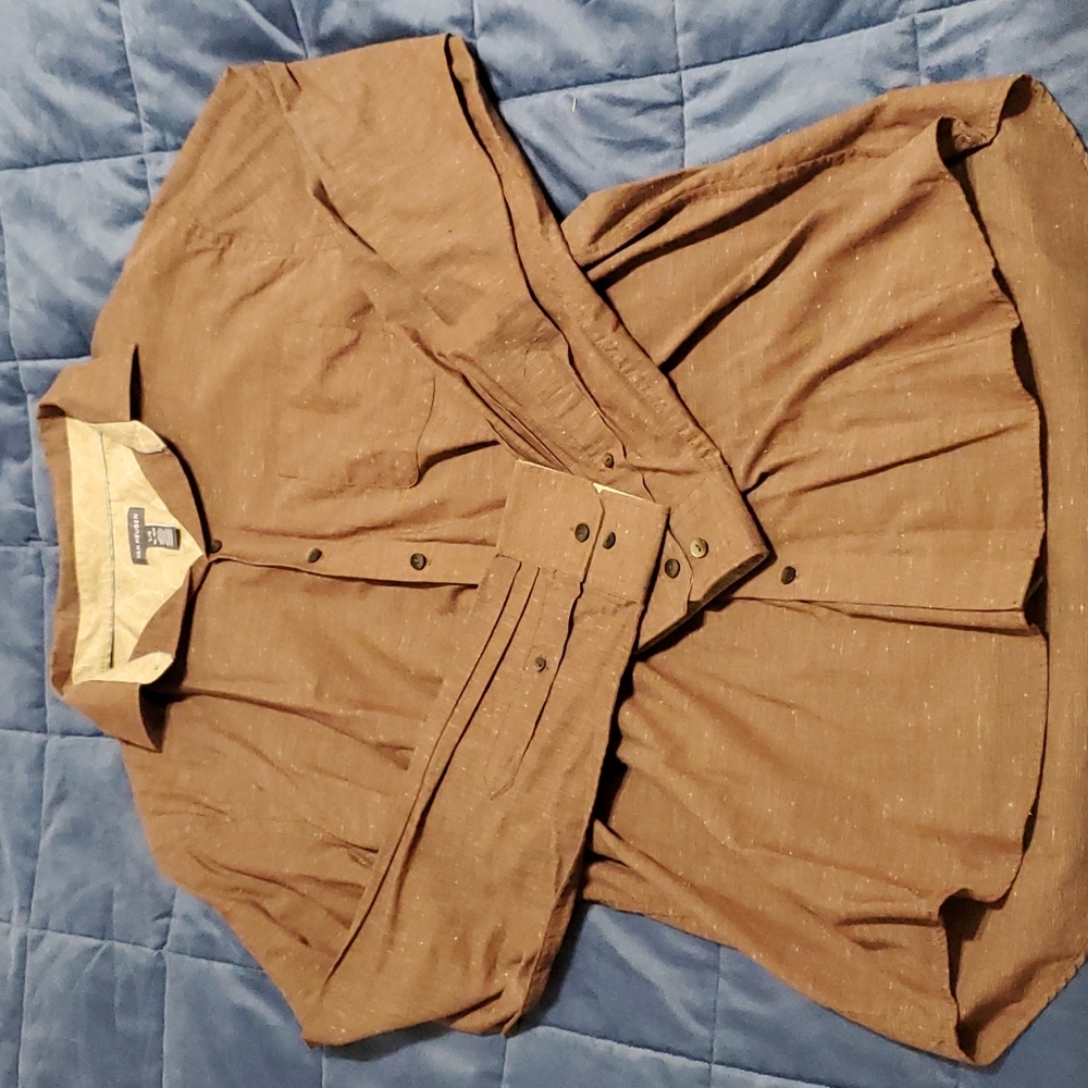 Mens button up dress shirt
